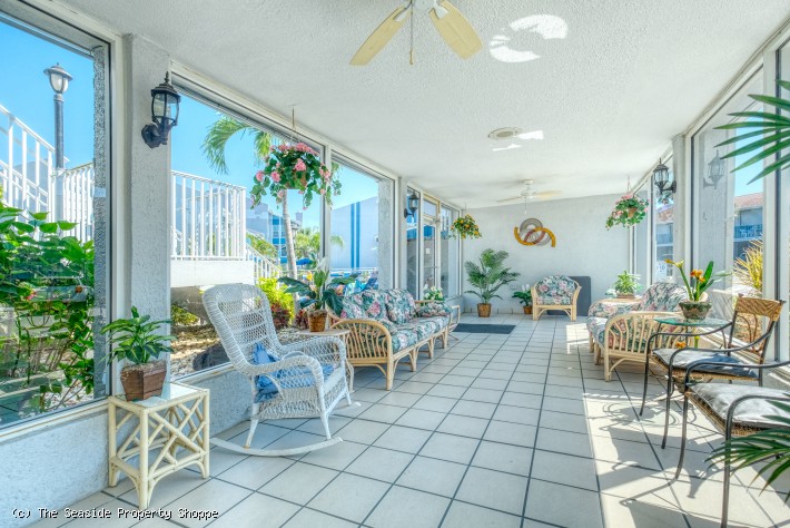 Madeira Beach Yacht Club #F